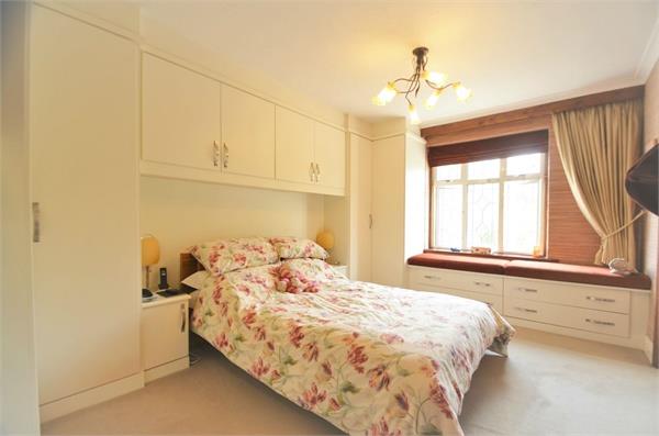 Glenmere Avenue, Mill Hill, NW7